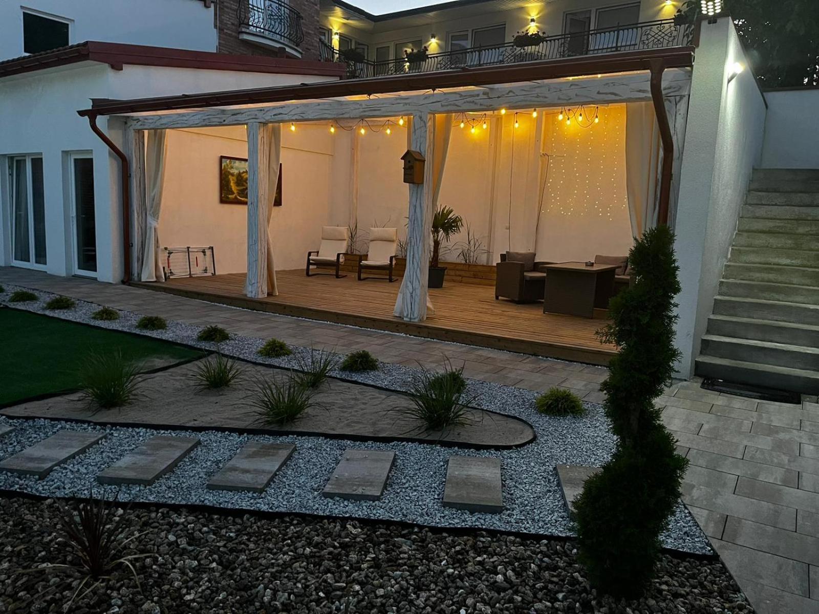 Golden Residence Leba Exterior photo